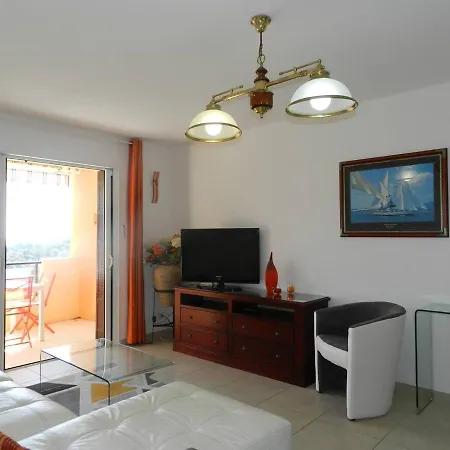 Bormes-les-mimosas, 3 Pieces, 4 Personnes - Fr-1-713-16 Apartment Le Lavandou