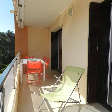 Bormes-les-mimosas, 3 Pieces, 4 Personnes - Fr-1-713-16 *